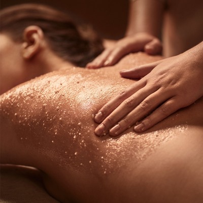 Gommage - Institut de beauté Orléans - Beauté Bien-être épilation définitive Lumière Pulsée Détente Massage Relaxation Modelage UV
